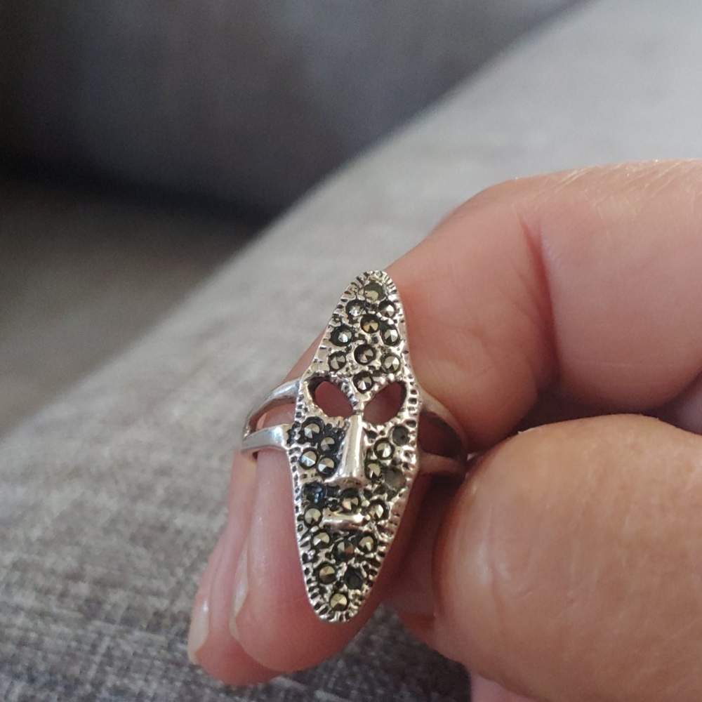 Ring - Picture 4 of 4